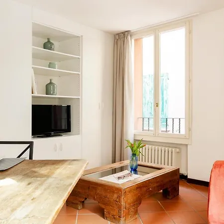 Lo Scrigno Delle 2 Torri! Nel Cuore Del Centro, Vicino A Via Rizzoli Apartamento