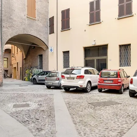 Apartment Lo Scrigno Delle 2 Torri! Nel Cuore Del Centro, Vicino A Via Rizzoli Bologna