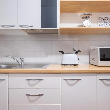 Apartment Lo Scrigno Delle 2 Torri! Nel Cuore Del Centro, Vicino A Via Rizzoli *